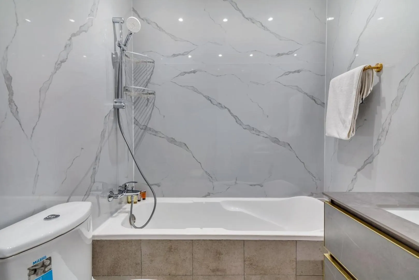 Guestready - Stylish Interiors In Dubai Marina Apartment United Arab Emirates