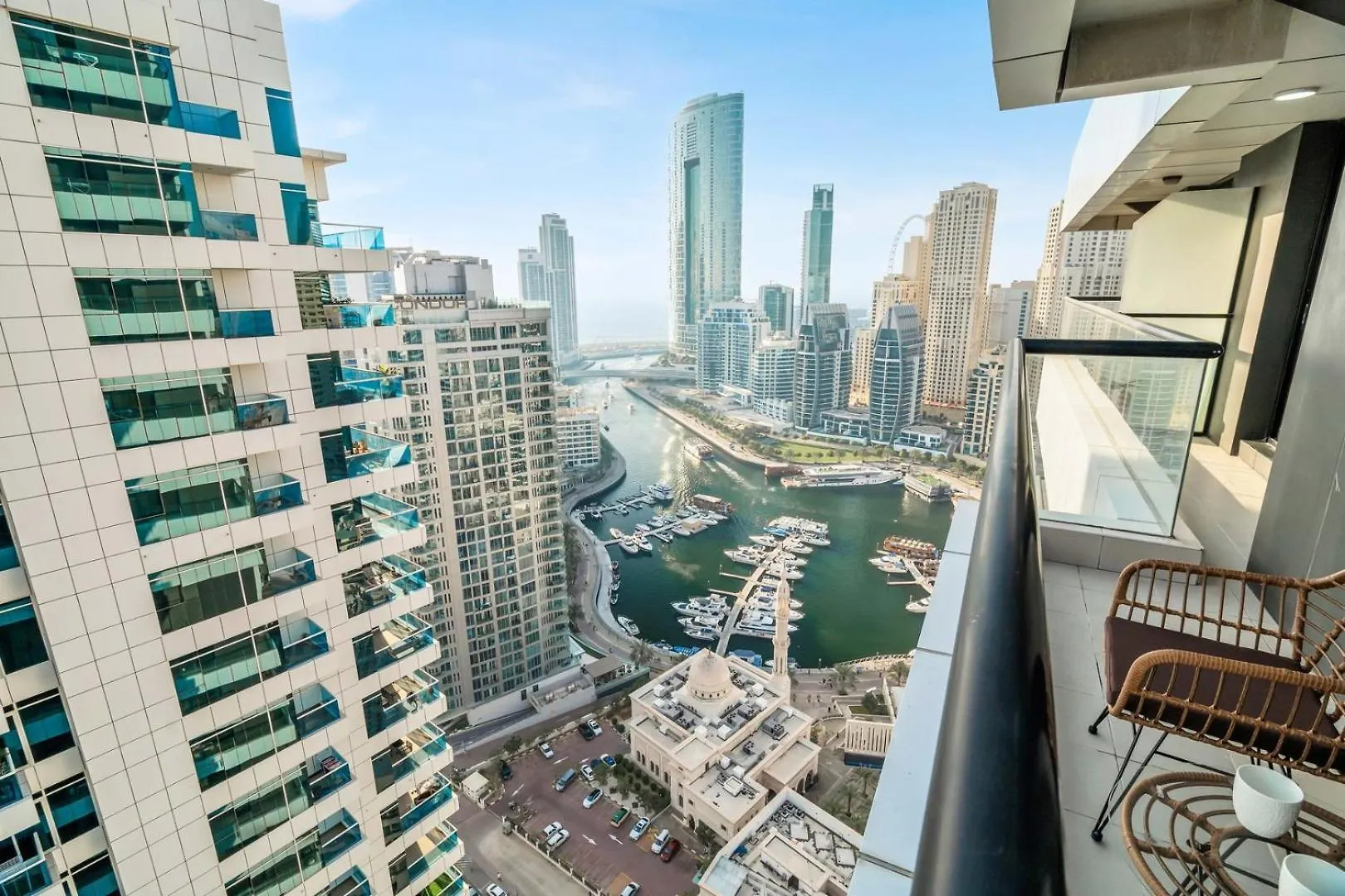 Guestready - Stylish Interiors In Dubai Marina Apartment